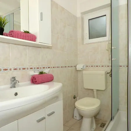 Apartment House Juretic - 50 M From The Beach Trogir Exterior photo