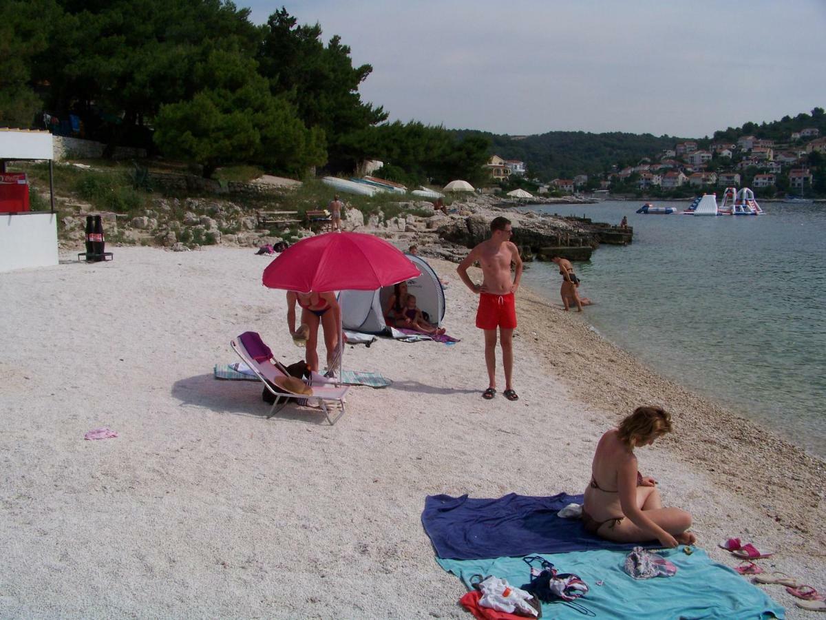 Apartment House Juretic - 50 M From The Trogir