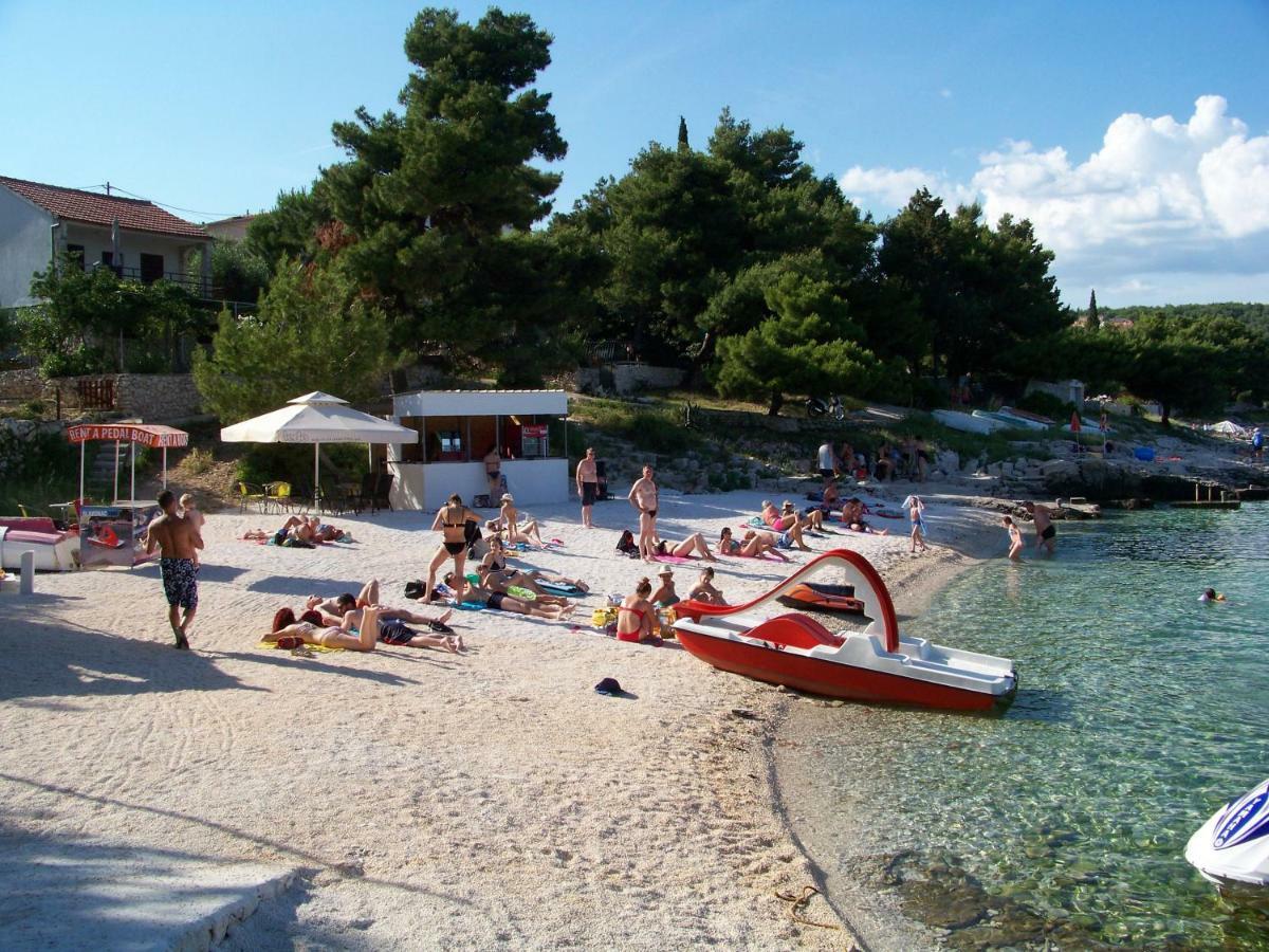 Apartment House Juretic - 50 M From The Trogir