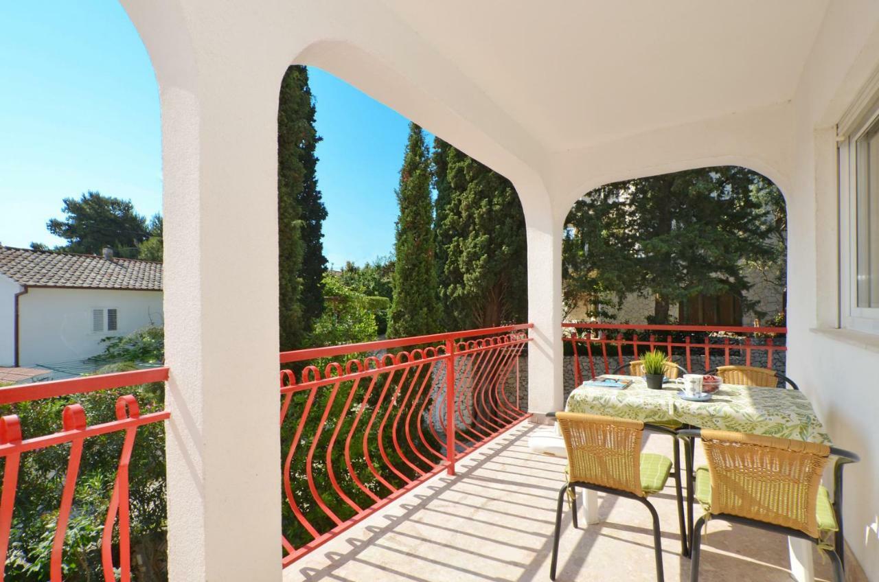 Apartment House Juretic - 50 M From The Trogir