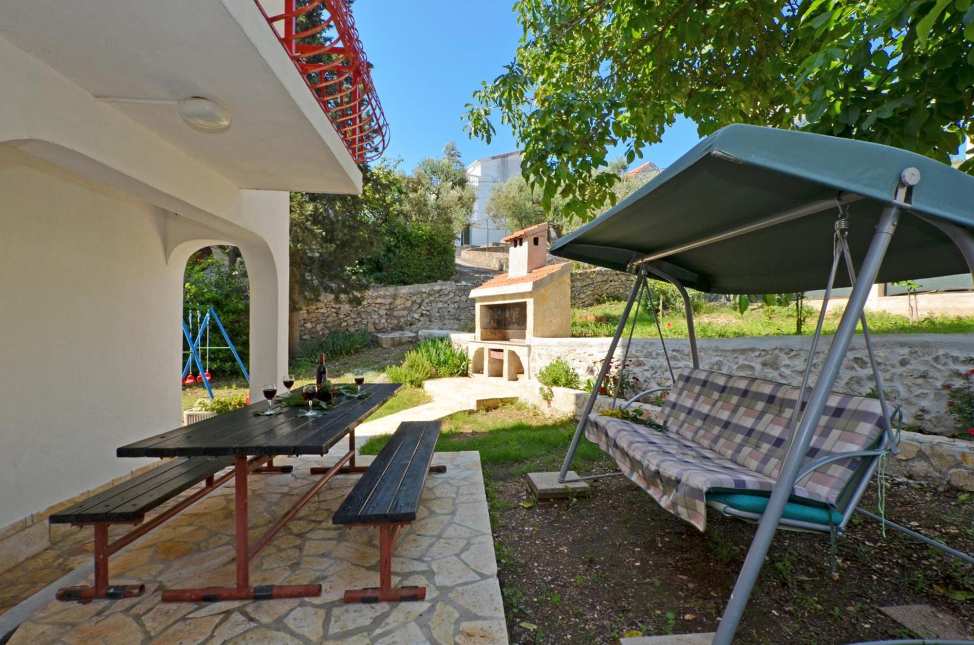 Apartment House Juretic - 50 M From The
